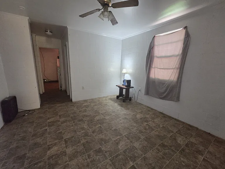 445 Fenwick St — Photo 4