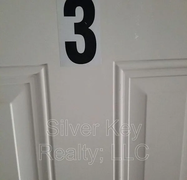 804 Ingleside Ave #3 — Photo 3