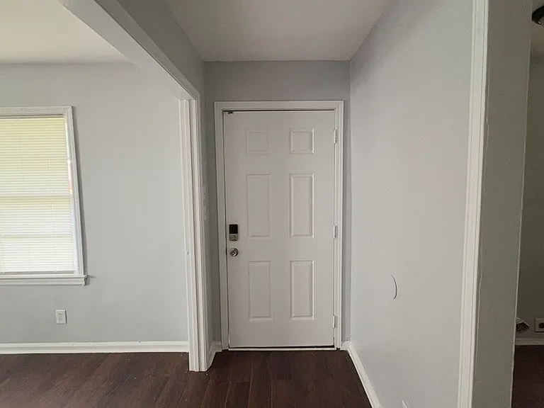 2226 Gary Ct NW #A — Photo 2