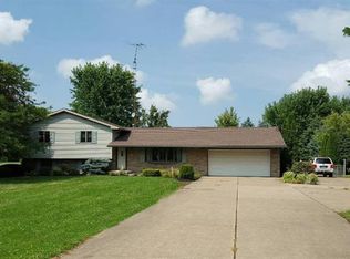 407 E Bogart Rd, Sandusky, OH 44870