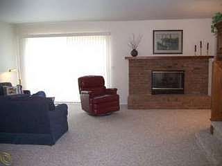2nd image of 565 Tennyson #1