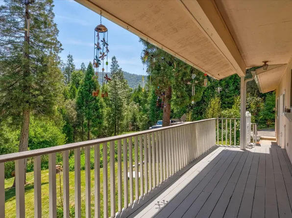 2361 Coachman Rd, Mariposa, CA 95338