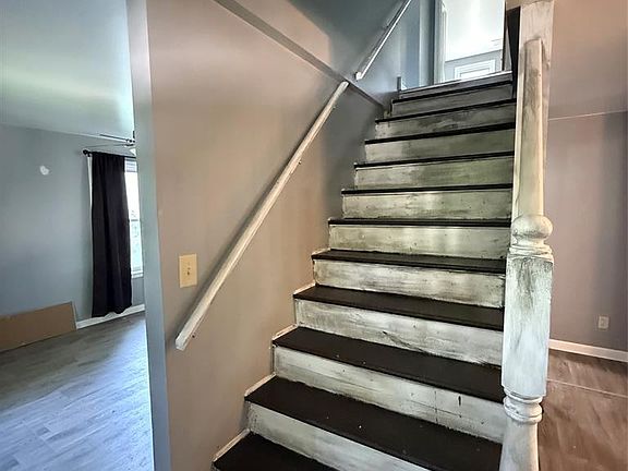 4th image of 3535 Saint Christopher Ln