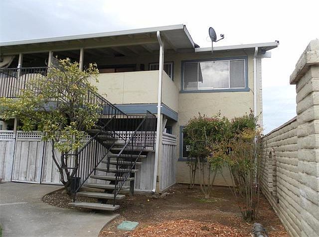 1st image of 1221 Juniper Dr APT D