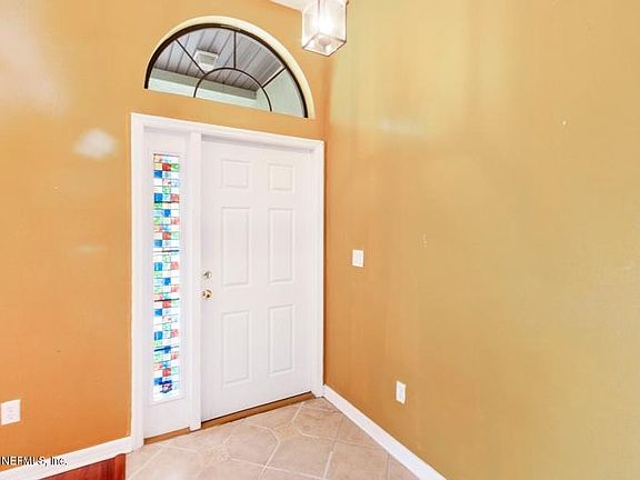 2nd image of 3841 Cardinal Oaks Cir