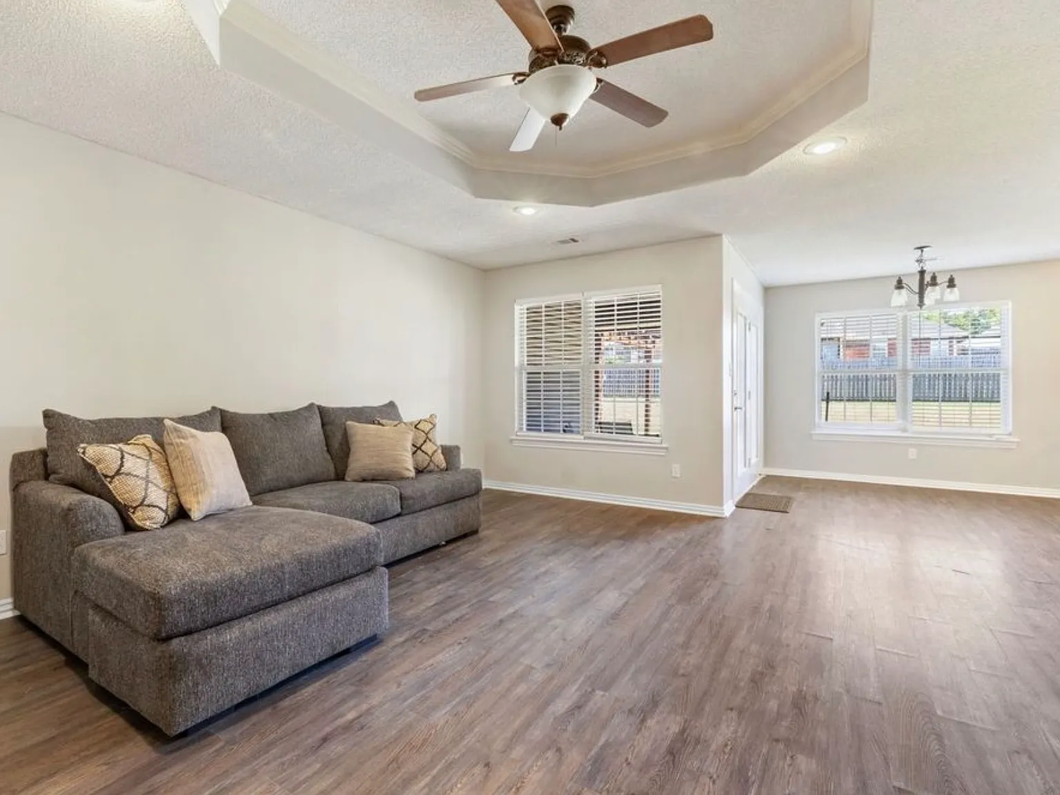 3 bed, 1557 sqft, $1,600 — Photo 3