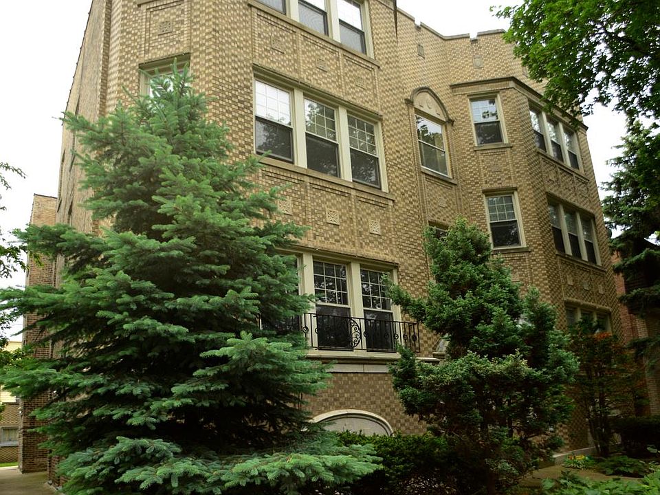 1st image of 6141 N Francisco Ave #3N