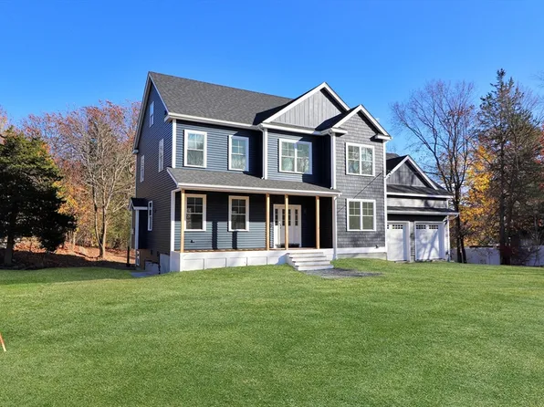 451 Pearl St, Reading, MA 01867