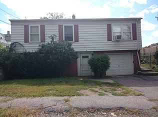 85 Gould St, West Roxbury, MA 02132