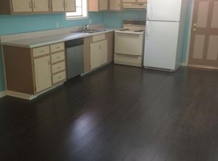 45 Honeysuckle Rd, Hartwell, GA 30643