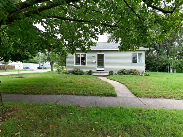 940 Grant Ave, Grand Haven, MI 49417