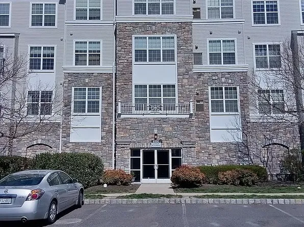 4305 Lydia Hollow Dr, Glen Mills, PA 19342