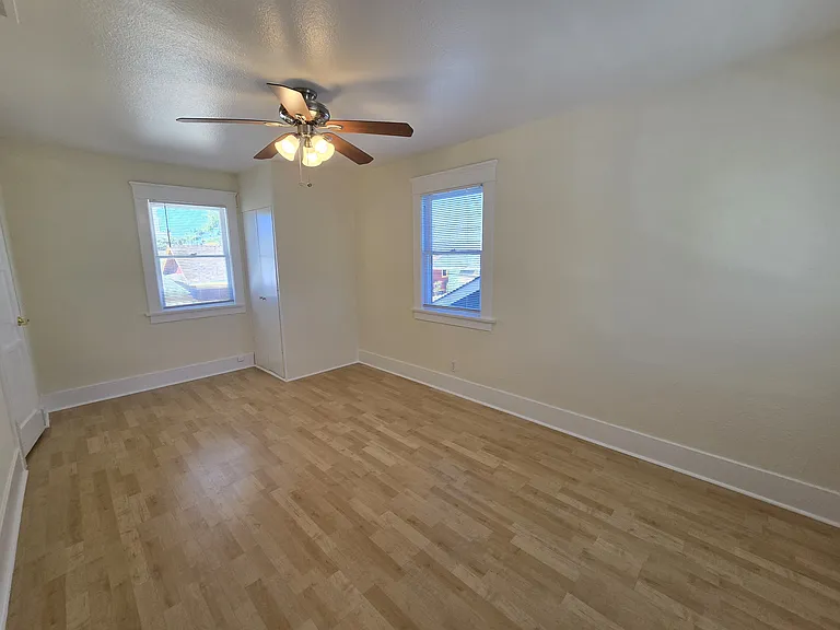 Room 3 of 3