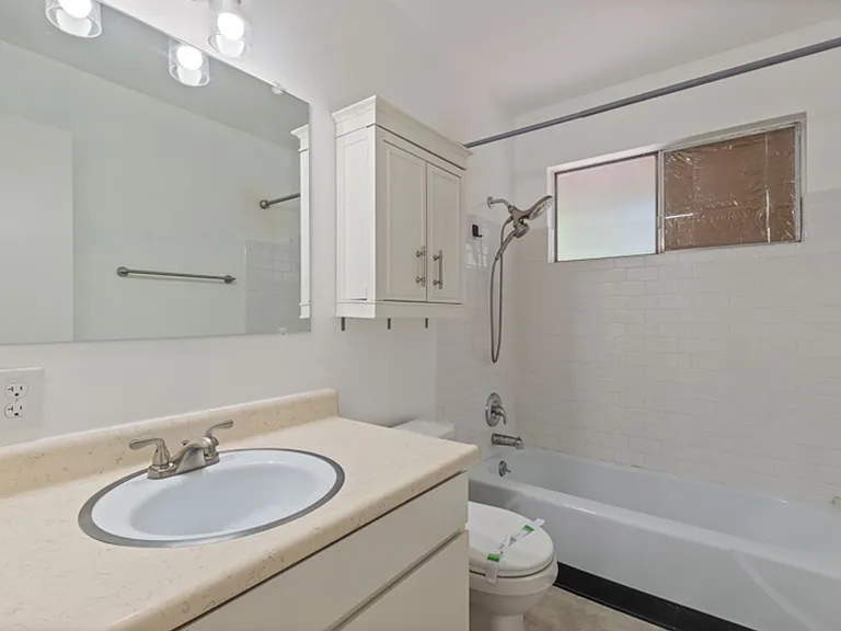 3261-3267 Gypsum Rd — Photo 11