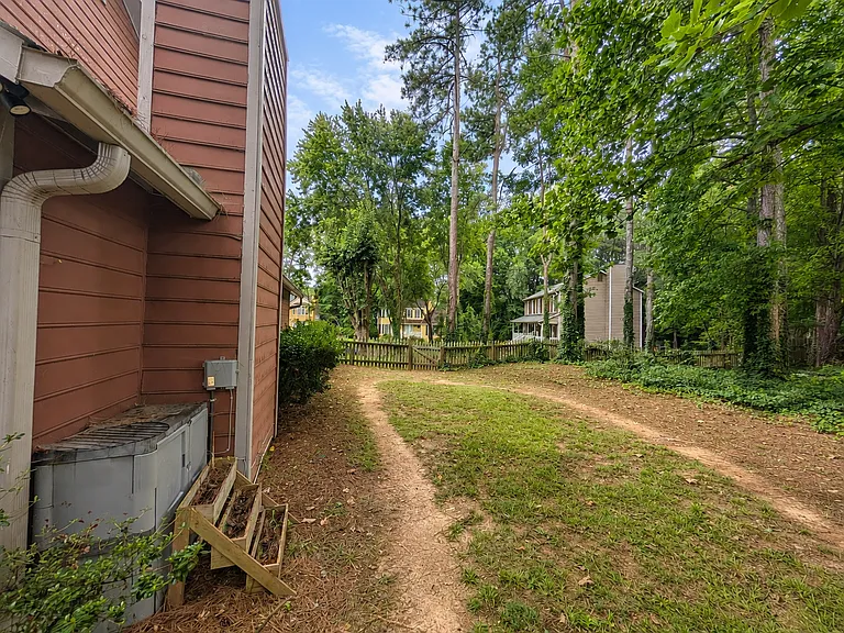 125 Pine Top Ct — Photo 27