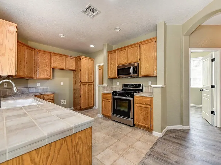 3625 Poppy Hill Way — Photo 16