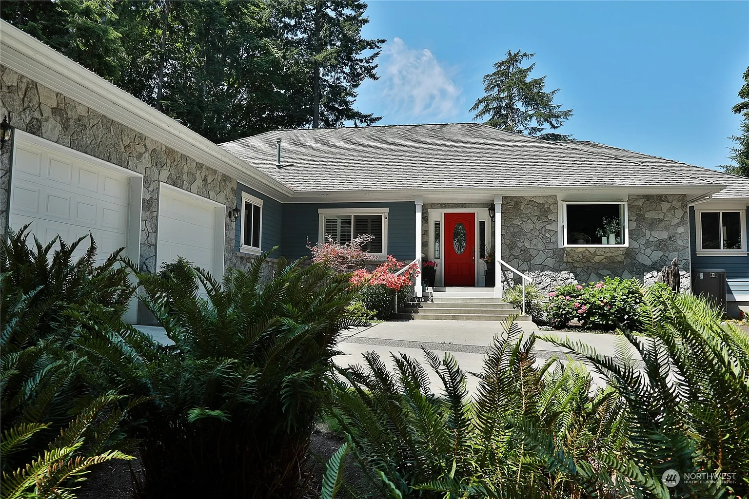 7557 Hamilton Lane photo 1