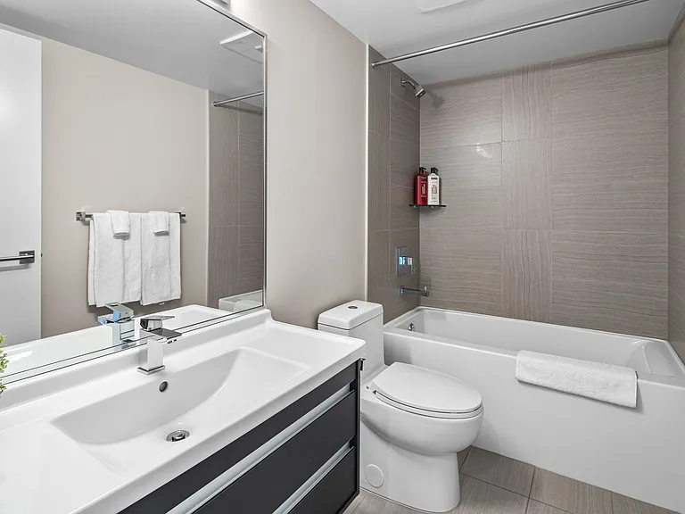 960 Yates St #1105 — Photo 13