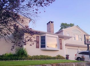 2565 Madison Ave, Bridgeport, CT 06606