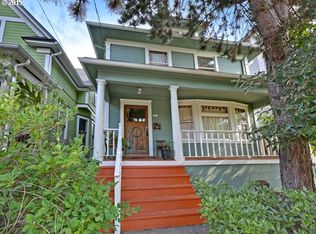 3715 SE Belmont St, Portland, OR