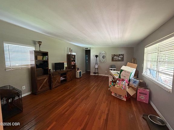 4th image of 947 Long Shadow Rd