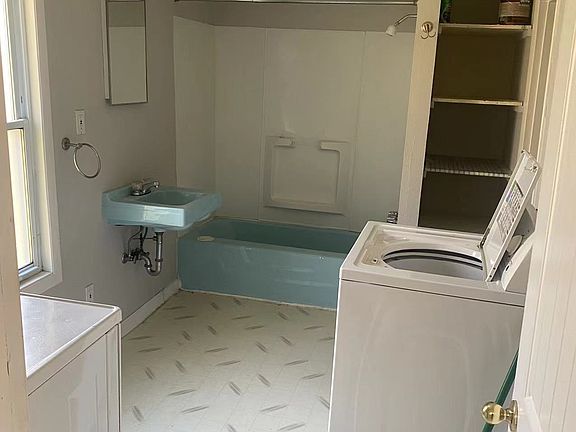 4th image of 637 N Trafton St APT A