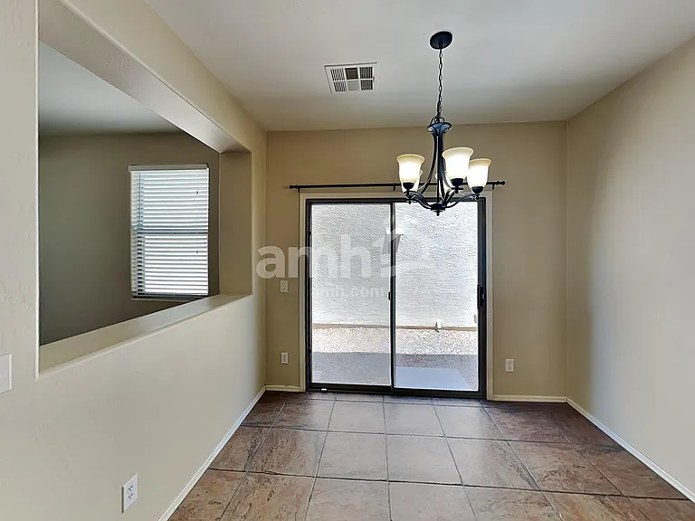 3774 E Santa Fe Ln — Photo 6