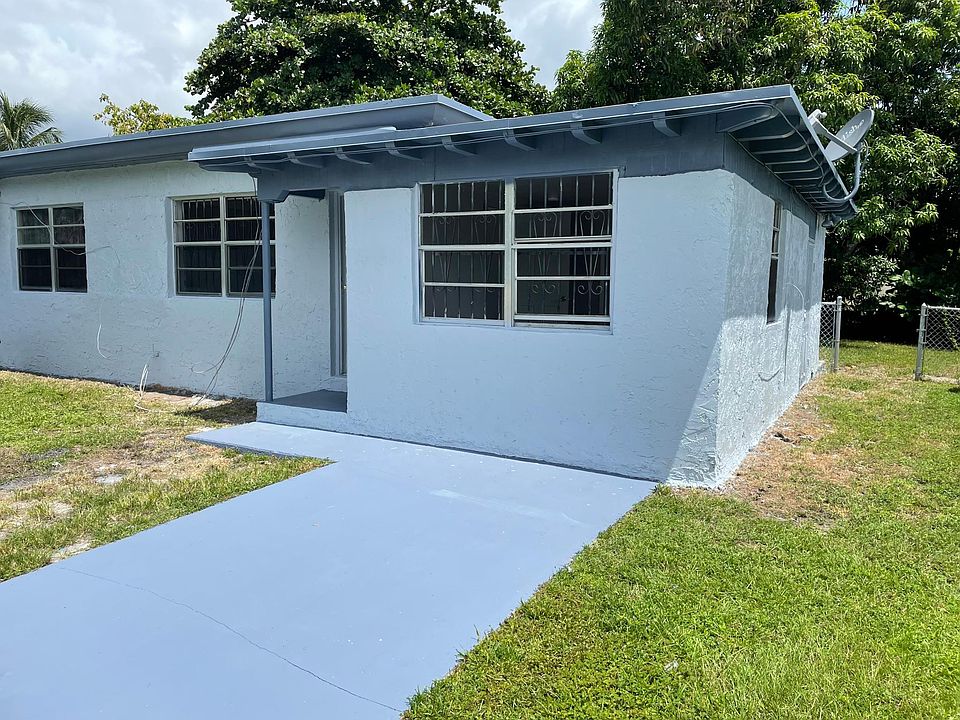 Front of duplex