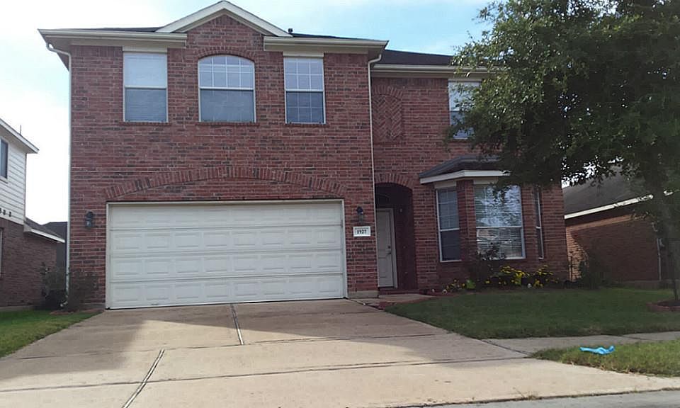 1st image of 1927 Lingard Park Ct