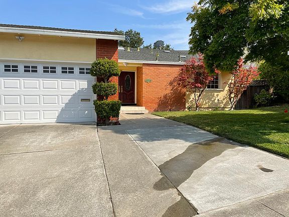 3rd image of 709 Murphy Dr