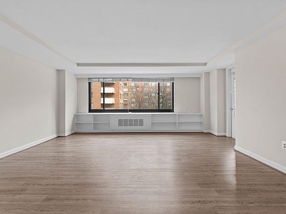4th image of 1011 Arlington Blvd APT 507