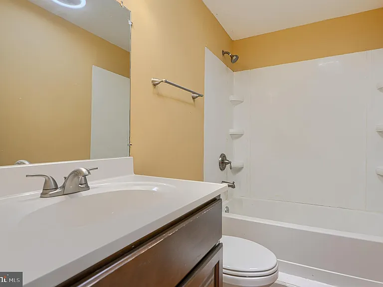 3818 Swift Run Dr — Photo 26