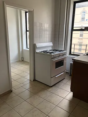 Rented by Compass | media 16