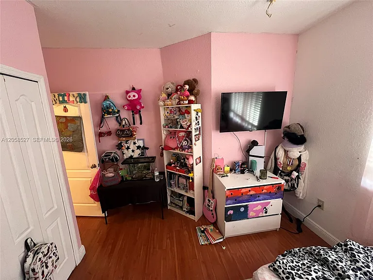 1535 SE 26th St #200 — Photo 32