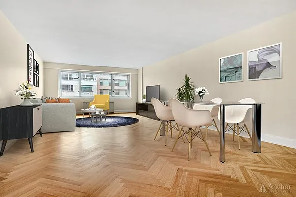 Rented by Anchor Associates | media 10