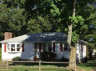 122 Fisher St, Walpole, MA 02081