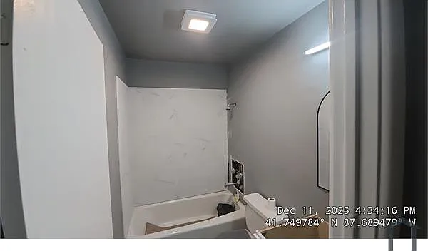 2643 W 79th St #2F — Photo 4