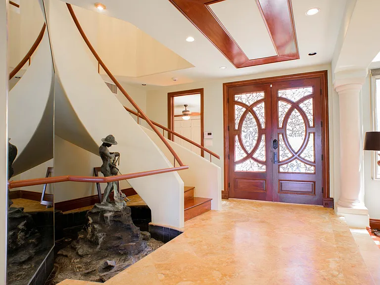 338 Cook Pine Dr — Photo 3