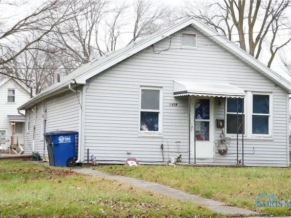 2429 Woodford St, Toledo, OH 43605