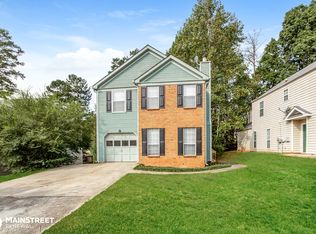 805 Ashley Ln, Stone Mountain, GA