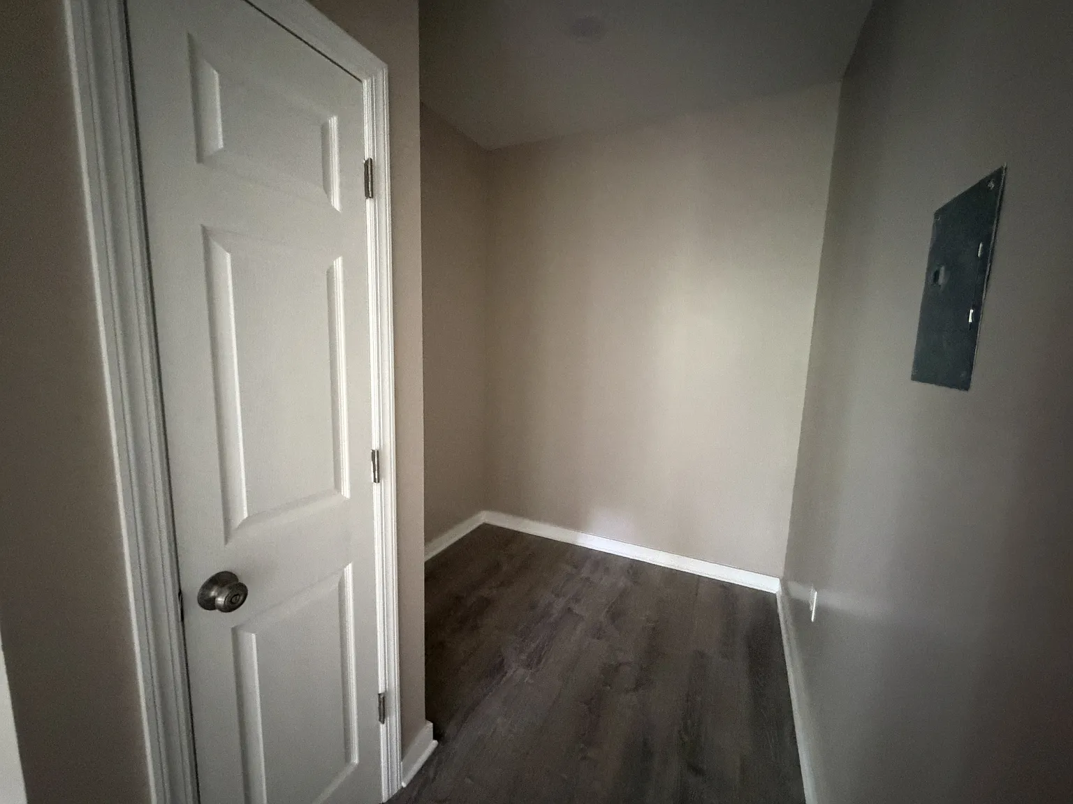 441 Mount Prospect Avenue - 5 — Photo 4