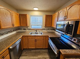 1613 E Hartson Ave, Spokane, WA 99202