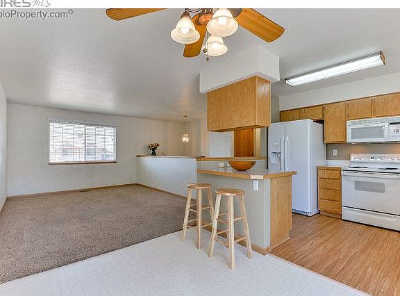 3rd image of 4653 Carlsbad Dr
