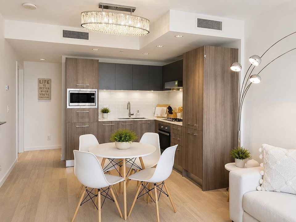1st image of 2220 Kingsway #510