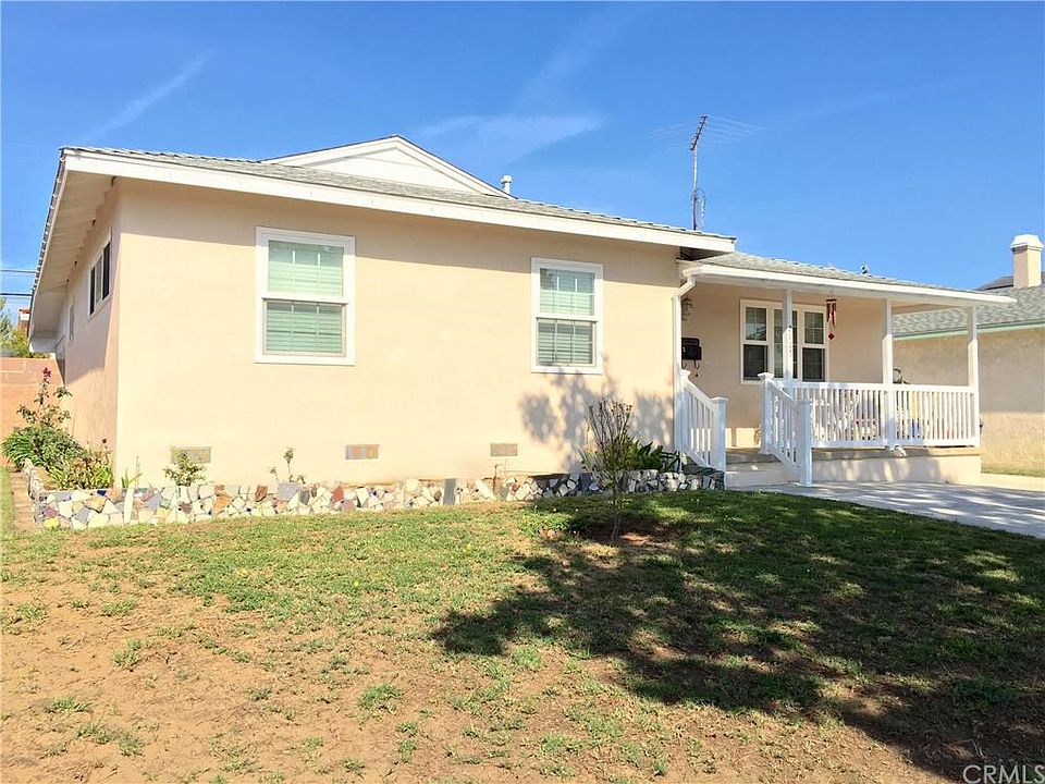 2nd image of 2725 Spreckels Ln