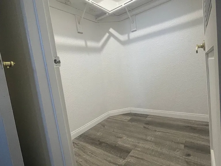 1020 Ohio Ave #1022 — Photo 3
