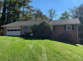 807 Broce Dr, Blacksburg, VA 24060