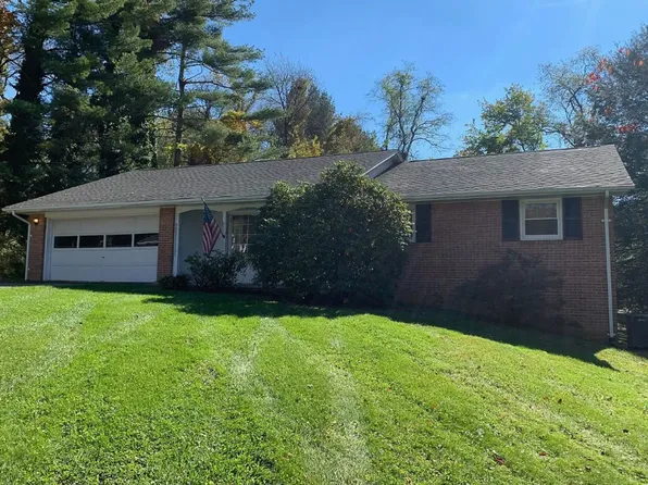 807 Broce Dr, Blacksburg, VA 24060