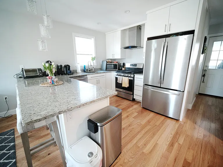 49 Whittemore Ave #2 — Photo 2