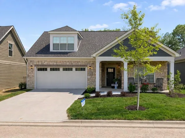 6688 Riverrun Ln, Delaware, OH 43015